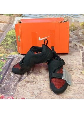 NIKE superego cycling shoes size 7